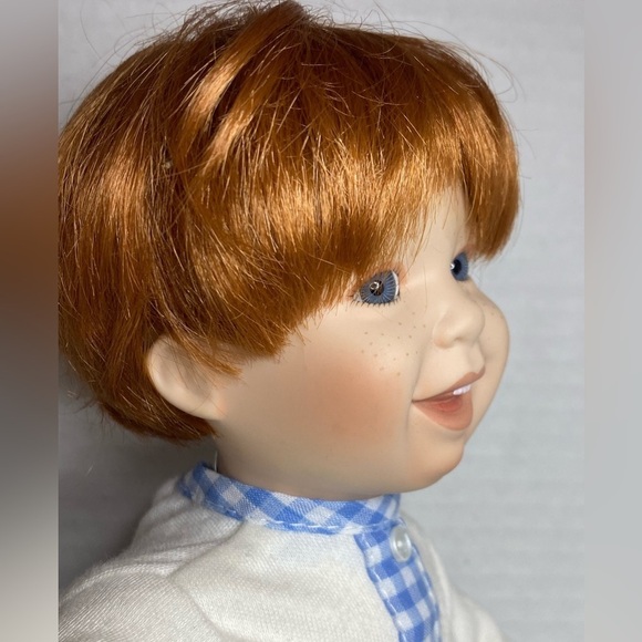 Linda Steele Vintage Porcelain Doll, Danbury Mint 1992 “Is it Sweet Enough?” - Picture 3 of 10